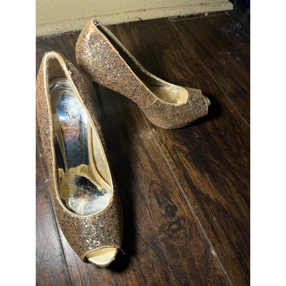 Unknown Gold Glitter High Heel Platform Peep Toe Pumps - Picture 2 of 6